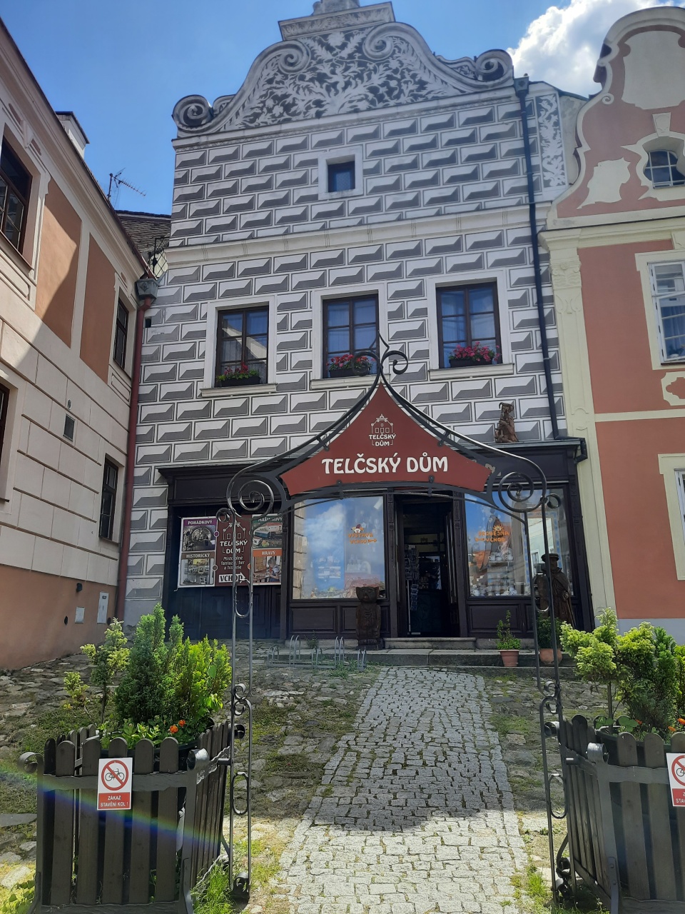 Telčský dům -vláčky, autodráha a Telč výlet 1